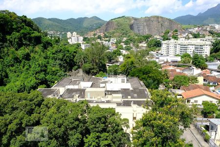 Vista sala de apartamento à venda com 2 quartos, 60m² em Pechincha, Rio de Janeiro