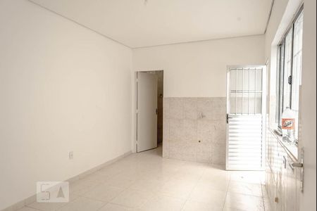 Cozinha de casa de condomínio para alugar com 1 quarto, 33m² em Vila Prudente, São Paulo