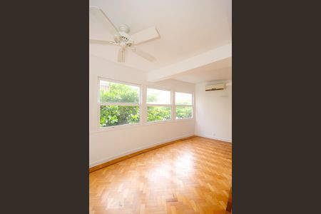 Sala de apartamento à venda com 4 quartos, 270m² em Copacabana, Rio de Janeiro