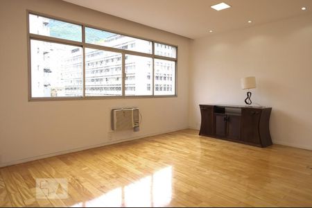 Apartamento à venda com 125m², 3 quartos e 1 vagaSala