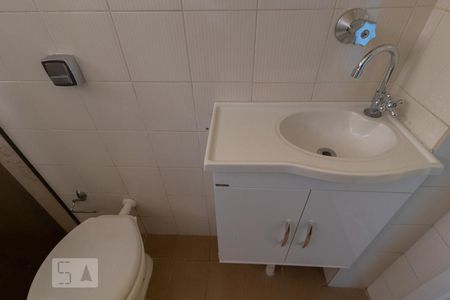 Banheiro de apartamento à venda com 2 quartos, 72m² em Jardim Terezopolis, Guarulhos