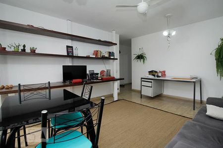 Sala de apartamento para alugar com 3 quartos, 90m² em Perdizes, São Paulo