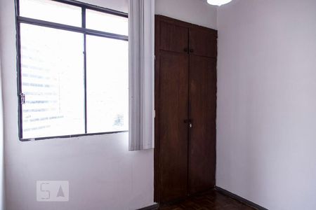 Quarto 1 de apartamento à venda com 2 quartos, 74m² em Lourdes, Belo Horizonte