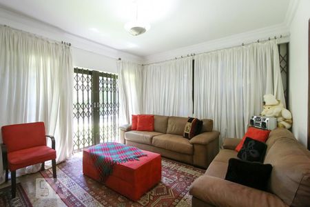 Sala de tv de casa à venda com 4 quartos, 650m² em Jardim Leonor, São Paulo