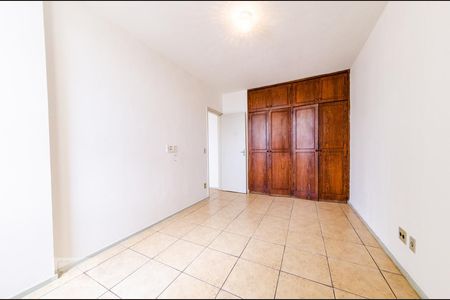 Quarto de apartamento à venda com 1 quarto, 75m² em Lourdes, Belo Horizonte