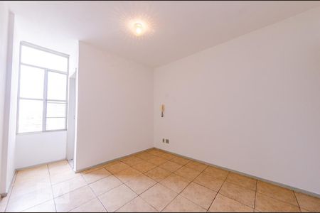 Sala de apartamento à venda com 1 quarto, 75m² em Lourdes, Belo Horizonte