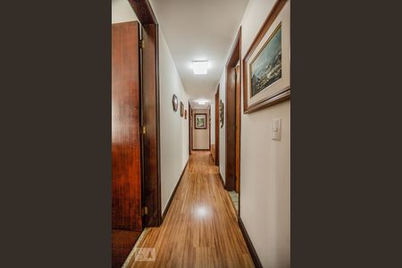 Corredor de apartamento à venda com 3 quartos, 140m² em Boa Viagem, Niterói