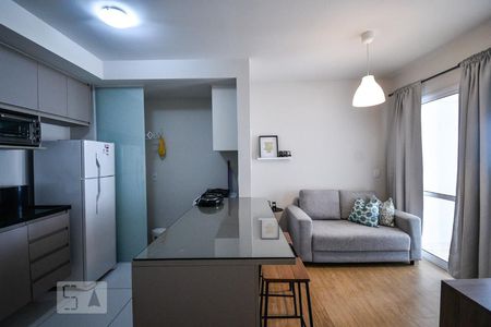 Sala/Cozinha de apartamento à venda com 1 quarto, 50m² em Pinheiros, São Paulo