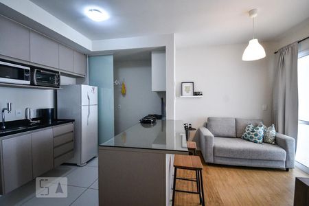 Sala/Cozinha de apartamento para alugar com 1 quarto, 50m² em Pinheiros, São Paulo