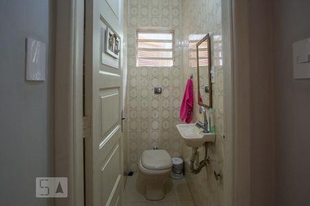 Banheiro 1 de casa à venda com 3 quartos, 230m² em Vila Ester (zona Norte), São Paulo