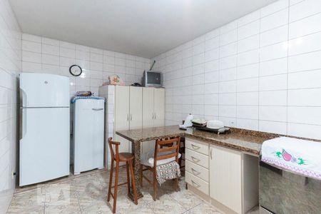 Casa à venda com 290m², 5 quartos e 5 vagas Casa à venda com 290m², 5 quartos e 5 vagasCozinha