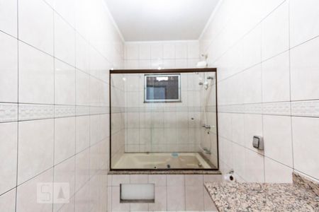 Casa à venda com 290m², 5 quartos e 5 vagas Casa à venda com 290m², 5 quartos e 5 vagasBanheiro suite