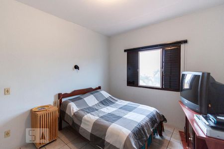 Casa à venda com 290m², 5 quartos e 5 vagas Casa à venda com 290m², 5 quartos e 5 vagasquarto 4