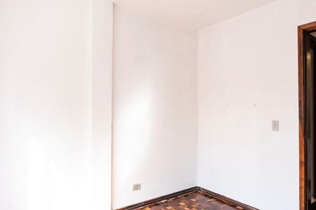 Quarto 1 de apartamento para alugar com 3 quartos, 80m² em Cabral, Curitiba