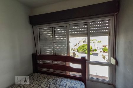 Sala e dormitório de apartamento à venda com 1 quarto, 34m² em Centro, São Leopoldo