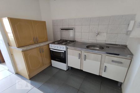 Sala e cozinha de apartamento à venda com 1 quarto, 34m² em Centro, São Leopoldo