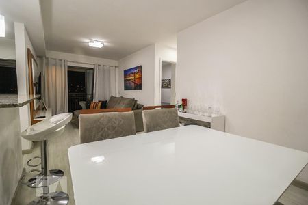 Apartamento para alugar com 66m², 2 quartos e 1 vagaSala