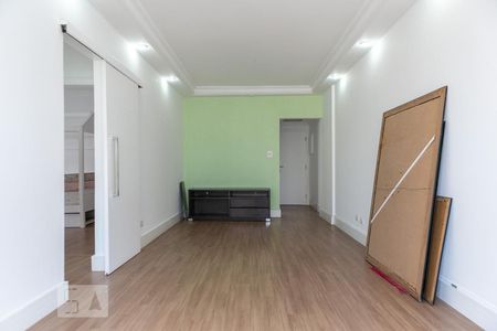 Sala de apartamento para alugar com 2 quartos, 95m² em Ponta da Praia, Santos