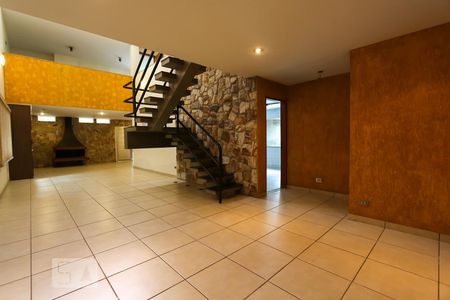 Sala de casa à venda com 4 quartos, 337m² em Vila Inah, São Paulo