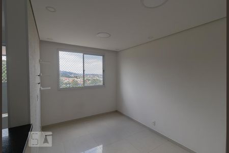 Sala de apartamento à venda com 2 quartos, 44m² em Jardim Las Vegas, Guarulhos