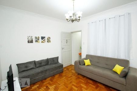 Sala de casa para alugar com 2 quartos, 60m² em Botafogo, Rio de Janeiro