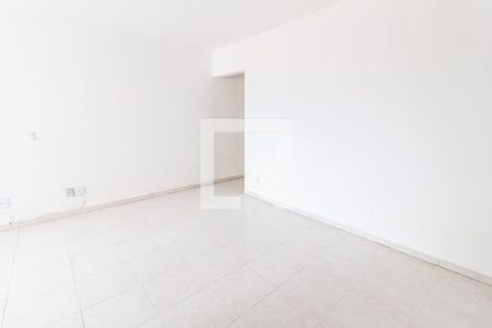 Sala de apartamento para alugar com 3 quartos, 75m² em Jardim Stella, Santo André