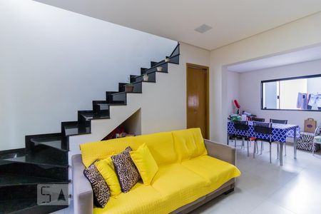 Sala de casa à venda com 3 quartos, 114m² em Vila Buenos Aires, São Paulo
