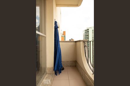 Varanda de apartamento para alugar com 1 quarto, 100m² em Indianópolis, São Paulo