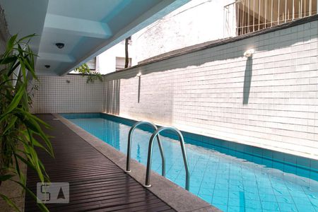 Área comum - Piscina de apartamento à venda com 2 quartos, 110m² em Lagoa, Rio de Janeiro