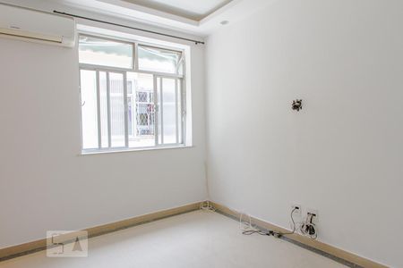 Sala de apartamento para alugar com 2 quartos, 49m² em Maracanã, Rio de Janeiro