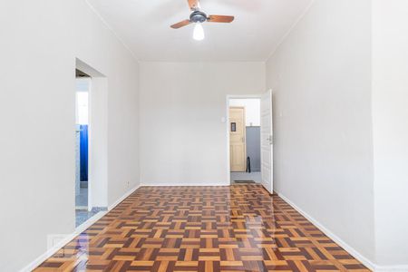 Sala de apartamento para alugar com 1 quarto, 53m² em Higienópolis, Rio de Janeiro