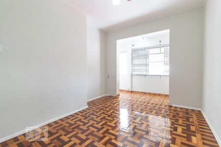 Sala de apartamento para alugar com 1 quarto, 53m² em Higienópolis, Rio de Janeiro