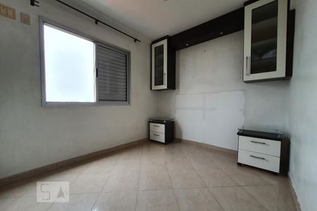 Quarto 2 de apartamento à venda com 3 quartos, 55m² em Vila Carmosina, São Paulo