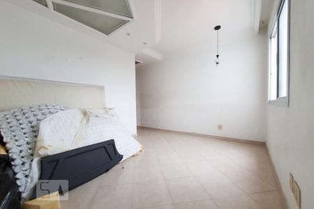 Sala de apartamento à venda com 3 quartos, 55m² em Vila Carmosina, São Paulo