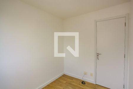 Quarto 1 de apartamento para alugar com 2 quartos, 40m² em Jardim Taboão, São Paulo