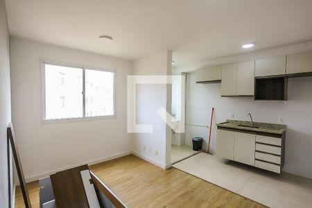 Sala de apartamento para alugar com 2 quartos, 40m² em Jardim Taboão, São Paulo