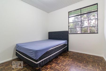 Quarto 1 de apartamento para alugar com 2 quartos, 48m² em Cidade Industrial, Curitiba