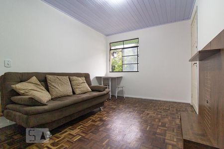 Sala de apartamento para alugar com 2 quartos, 48m² em Cidade Industrial, Curitiba