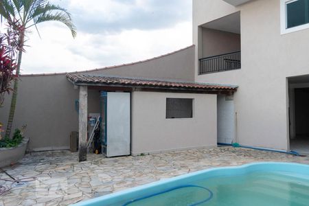 Piscina de casa à venda com 4 quartos, 350m² em Jardim Maria Estela, São Paulo