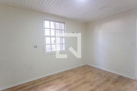 Suíte de casa para alugar com 3 quartos, 190m² em Vila Firmiano Pinto, São Paulo