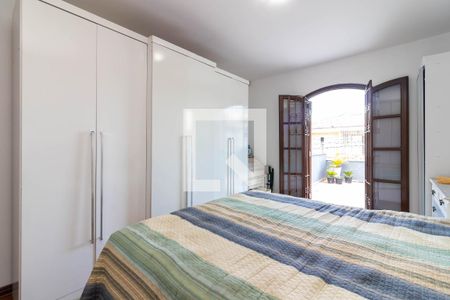 Suíte de casa à venda com 4 quartos, 270m² em Jardim Santa Inês, São Paulo