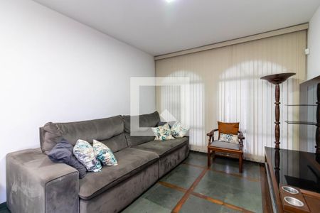 Sala de Estar de casa à venda com 4 quartos, 270m² em Jardim Santa Inês, São Paulo