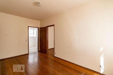Sala de apartamento à venda com 3 quartos, 100m² em Sion, Belo Horizonte
