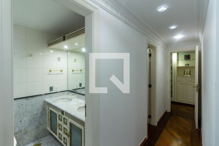 Quarto 1 de apartamento à venda com 4 quartos, 200m² em Vila Mariana, São Paulo
