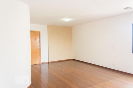 Sala de apartamento para alugar com 4 quartos, 136m² em Jardim, Santo André