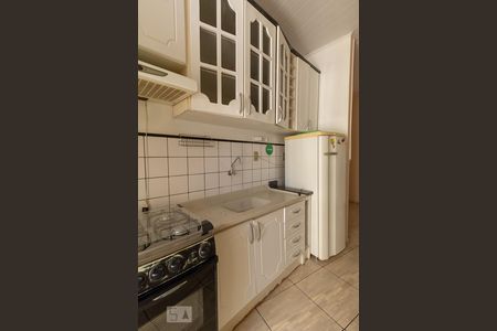 cozinha de apartamento à venda com 1 quarto, 40m² em Jardim Floresta, Porto Alegre