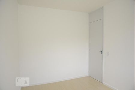 Quarto 1 de apartamento para alugar com 2 quartos, 60m² em Curicica, Rio de Janeiro