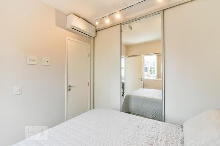 Quarto de apartamento à venda com 1 quarto, 50m² em Pinheiros, São Paulo