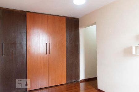 Suíte de apartamento para alugar com 3 quartos, 102m² em Bosque da Saúde, São Paulo