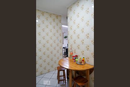 Casa para alugar com 240m², 5 quartos e 2 vagas Casa para alugar com 240m², 5 quartos e 2 vagasCozinha